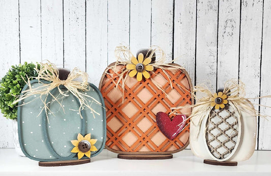 Pumpkin Shelf Sitters and Banner